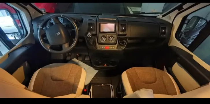 Fahrzeugbild VanTourer 540 D #3