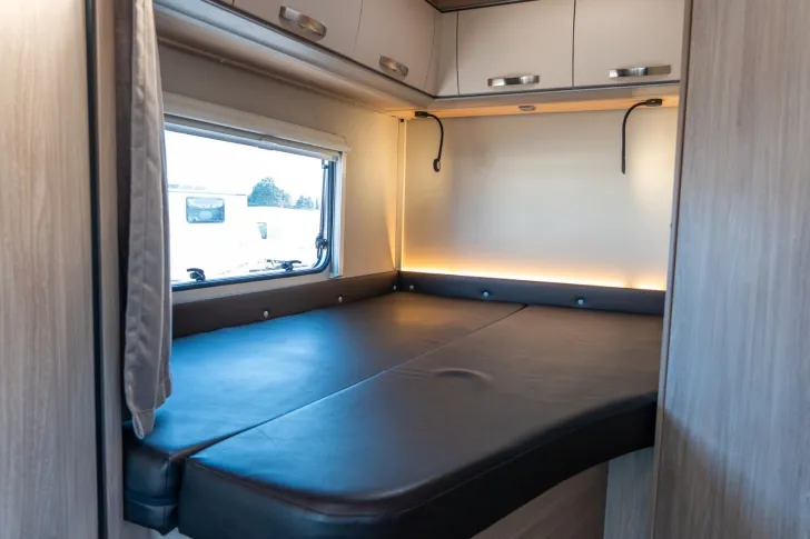 Fahrzeugbild Weinsberg CaraSuite 650 MF *5 Personen*Hubbett*Franz. Bett #13
