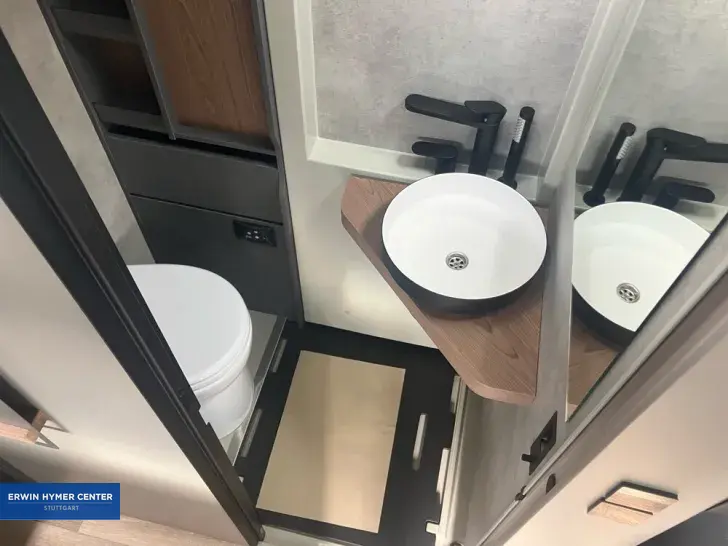 Fahrzeugbild Niesmann + Bischoff iSmove 6.9 E #19