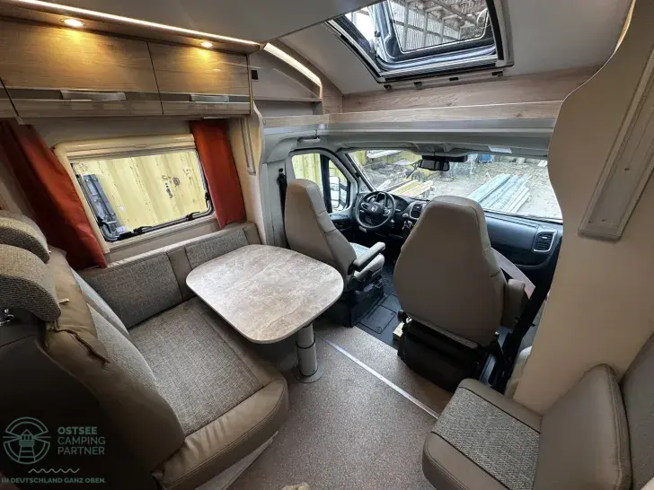 Fahrzeugbild Dethleffs Pulse Classic 90 T 7051 EB ABLASTBAR! #8