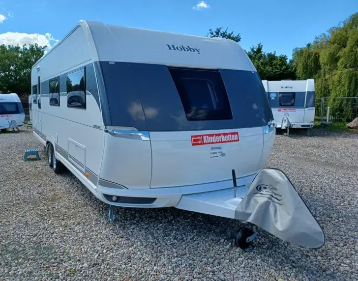 Fahrzeugbild Hobby Prestige 720 UKFe 2025 #1