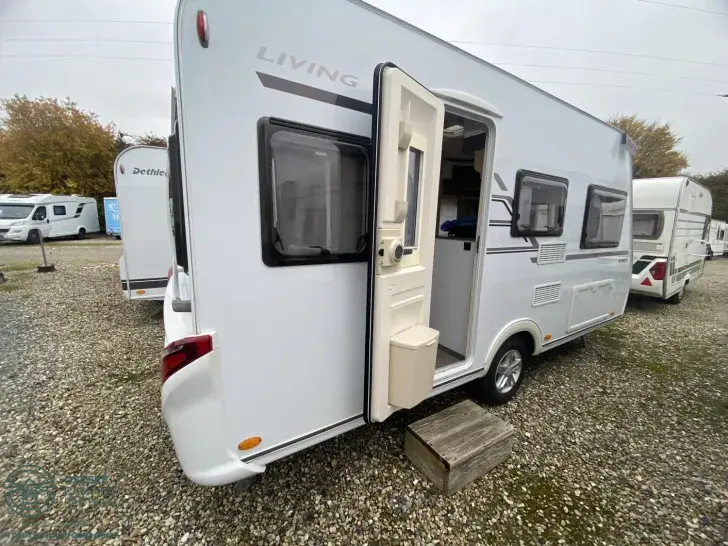 Fahrzeugbild Hymer Eriba Eriba Living 425 1.500Kg Auflastung! #4