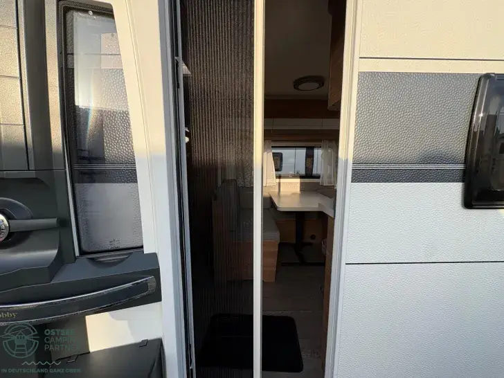 Fahrzeugbild Hobby De Luxe 540 KMFe *Vollausstattung* #10