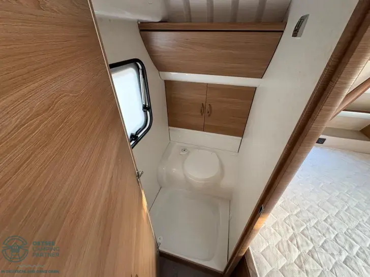 Fahrzeugbild Hobby De Luxe 540 KMFe *Vollausstattung* #25