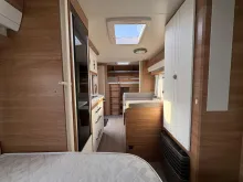 Fahrzeugbild Hobby De Luxe 540 KMFe *Vollausstattung* #27