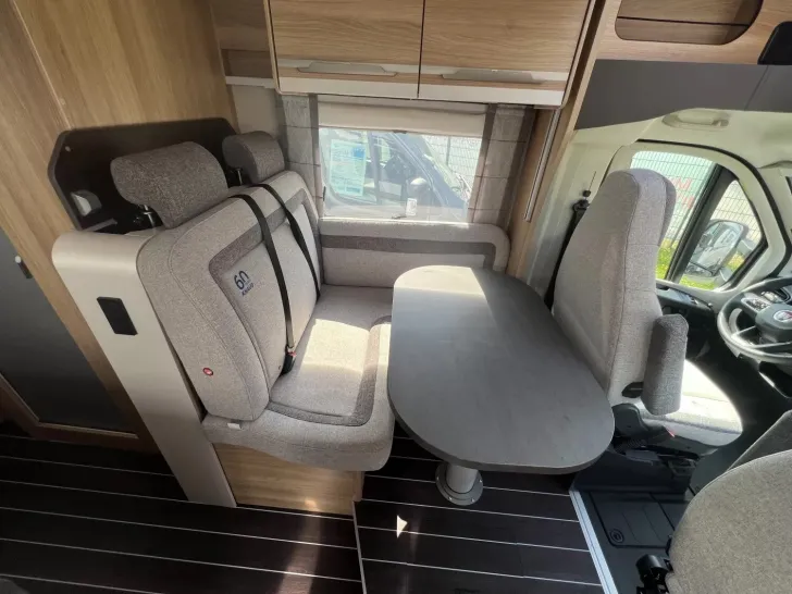 Fahrzeugbild Knaus Sky Wave 60 YEARS 650 MEG TAGESZULASSUNG #10