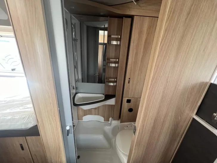 Fahrzeugbild Knaus Sky Wave 60 YEARS 650 MEG TAGESZULASSUNG #15