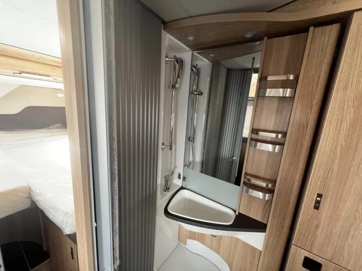 Fahrzeugbild Knaus Sky Wave 60 YEARS 650 MEG TAGESZULASSUNG #16