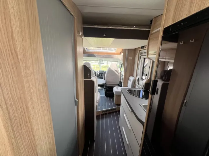 Fahrzeugbild Knaus Sky Wave 60 YEARS 650 MEG TAGESZULASSUNG #19