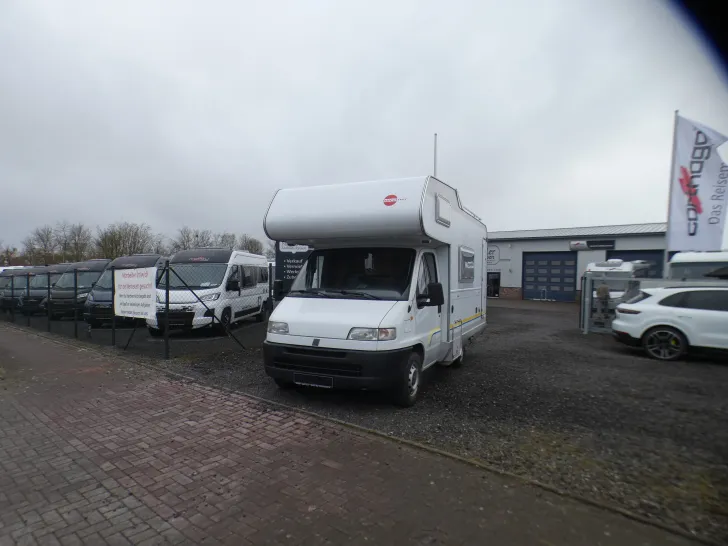 Fahrzeugbild Bürstner Alkoven A 530 Active #3