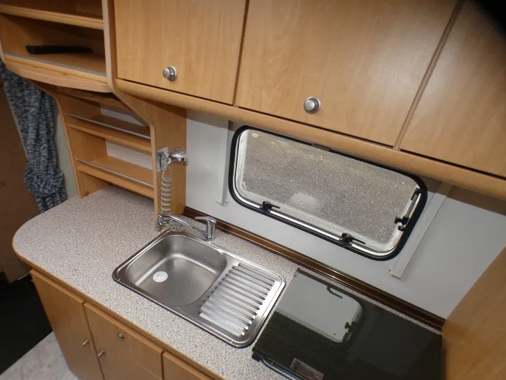 Fahrzeugbild Bürstner Alkoven A 530 Active #15