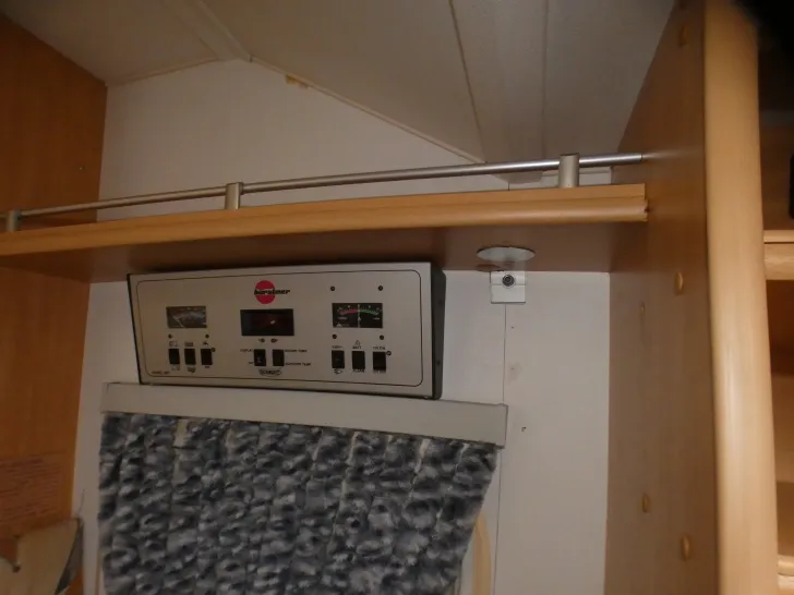 Fahrzeugbild Bürstner Alkoven A 530 Active #17