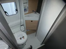 Fahrzeugbild Malibu Van First Class - Two Rooms 640 LE RB charming GT skyview #19