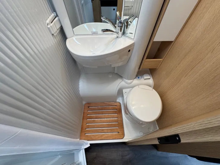 Fahrzeugbild Sunlight V 66 Adventure Edition Modell 2026 #11