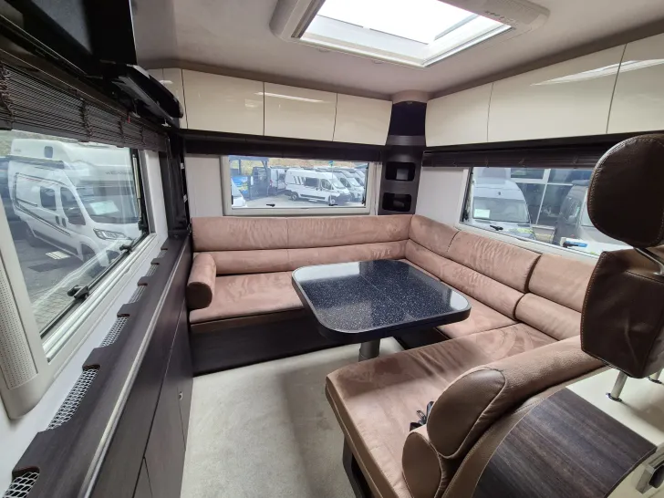 Fahrzeugbild Concorde Carver 890 RRL #11