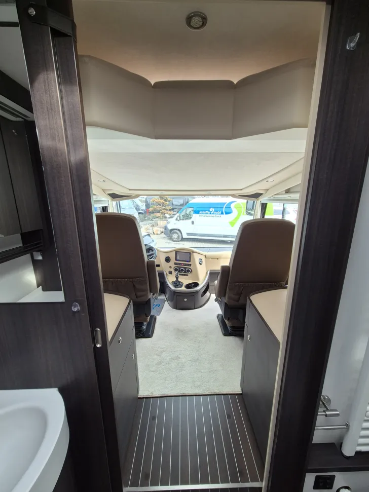 Fahrzeugbild Concorde Carver 890 RRL #25