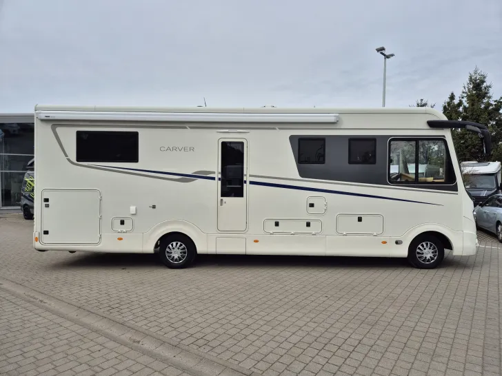 Fahrzeugbild Concorde Carver 890 RRL #47