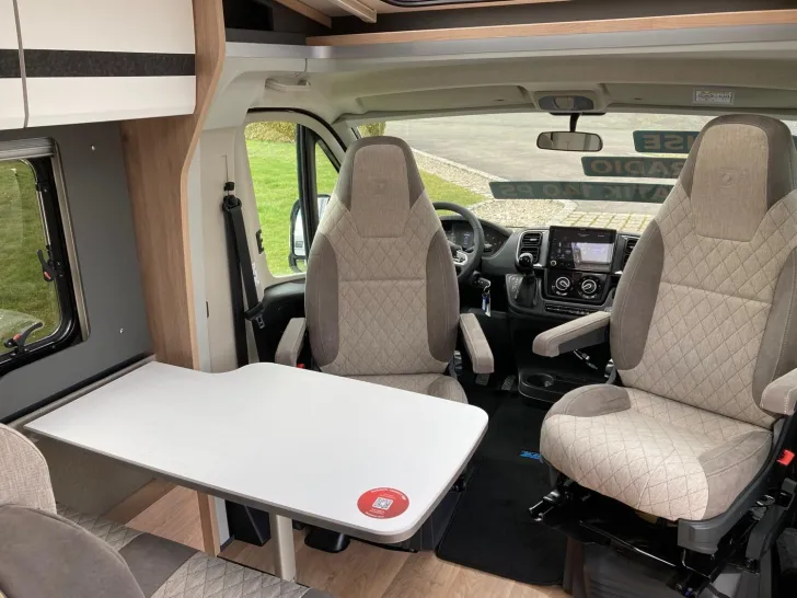 Fahrzeugbild Dethleffs Globebus Camp T 4 Navi/Markise/AT/AHK/Klima #7