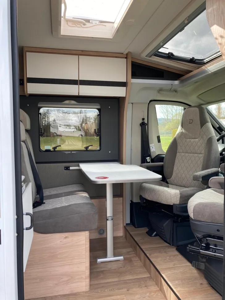 Fahrzeugbild Dethleffs Globebus Camp T 4 Navi/Markise/AT/AHK/Klima #8