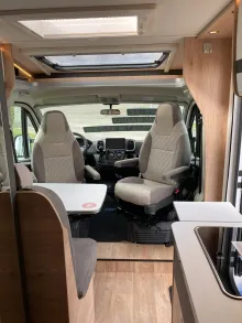 Fahrzeugbild Dethleffs Globebus Camp T 4 Navi/Markise/AT/AHK/Klima #9