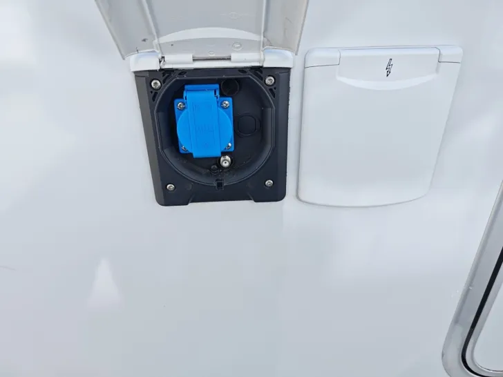 Fahrzeugbild Knaus Südwind 420 QD Silver Selektion #15
