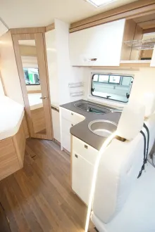 Fahrzeugbild Bürstner Lyseo M Harmony Line 660 1. HAND / SOFORT VERFÜGBAR #8