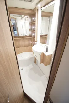 Fahrzeugbild Bürstner Lyseo M Harmony Line 660 1. HAND / SOFORT VERFÜGBAR #11