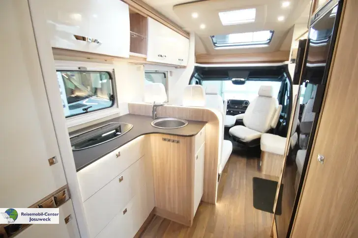 Fahrzeugbild Bürstner Lyseo M Harmony Line 660 1. HAND / SOFORT VERFÜGBAR #12