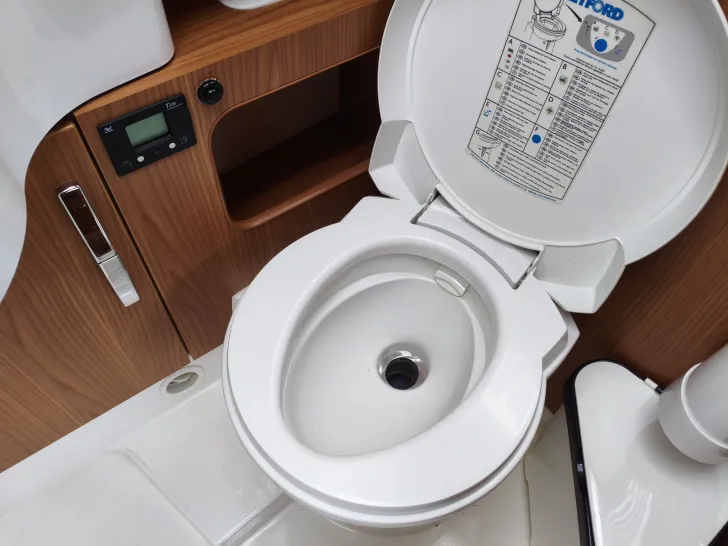 Fahrzeugbild Hymer B-Klasse SL 674 1. Hand - 3.0l 156PS #15