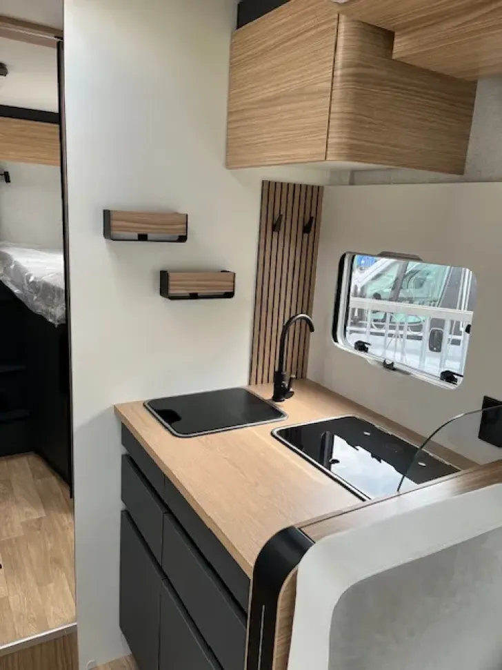 Fahrzeugbild Mooveo TEI 72EBF(H) Elysee Spring Edition Automatik*Markise*RFK*Hubbett #4