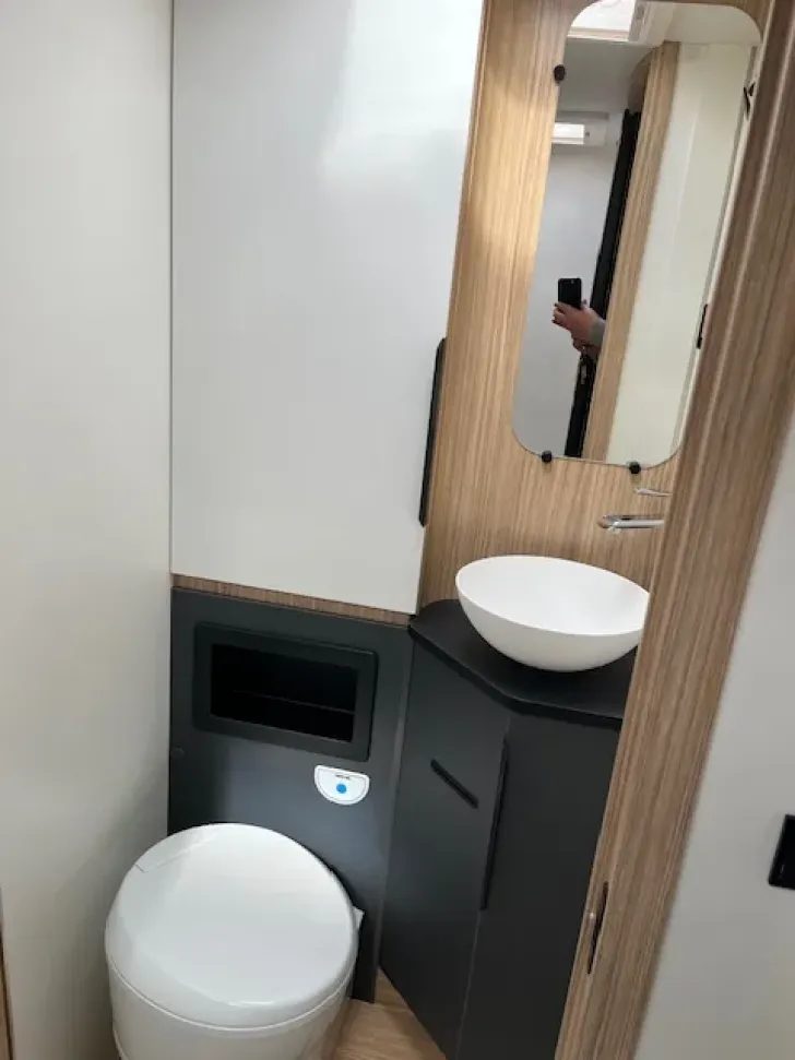 Fahrzeugbild Mooveo TEI 72EBF(H) Elysee Spring Edition Automatik*Markise*RFK*Hubbett #7