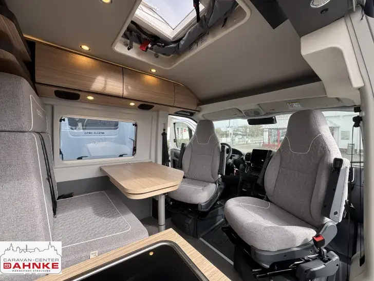 Fahrzeugbild Malibu Van Diversity 640 LE K charming coupé Aufstelldach*Combi 6 D-E*ACC #7