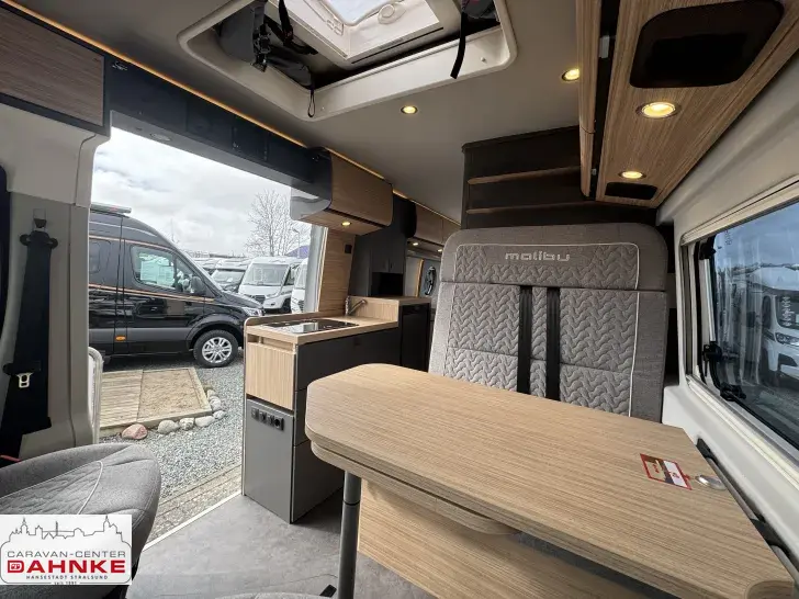 Fahrzeugbild Malibu Van Diversity 640 LE K charming coupé Aufstelldach*Combi 6 D-E*ACC #9