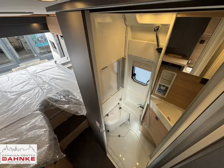 Fahrzeugbild Malibu Van Diversity 640 LE K charming coupé Aufstelldach*Combi 6 D-E*ACC #11