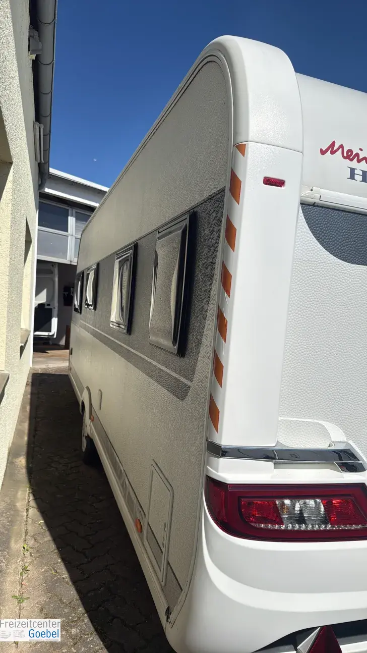 Schräg Hinten Hobby Prestige 560 WFU Dachklimaanlage