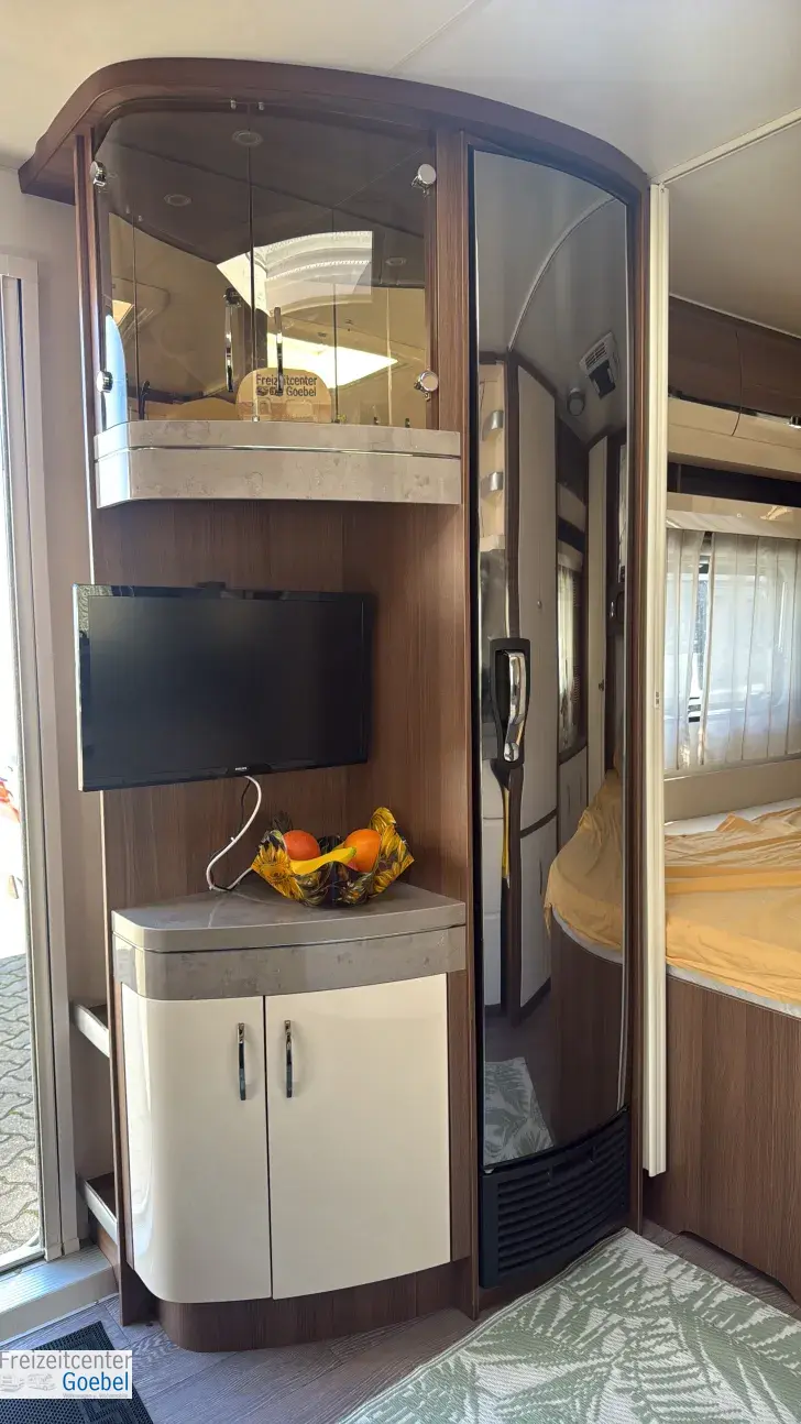 Etagenbetten Hobby Prestige 560 WFU Dachklimaanlage