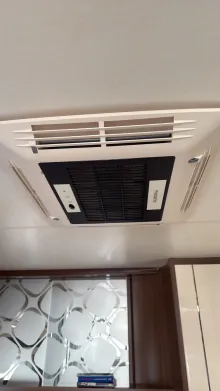 Weitere Betten Hobby Prestige 560 WFU Dachklimaanlage