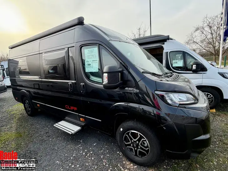 Fahrzeugbild Sunlight CLIFF 640 Adv. 140 PS Automatik #1