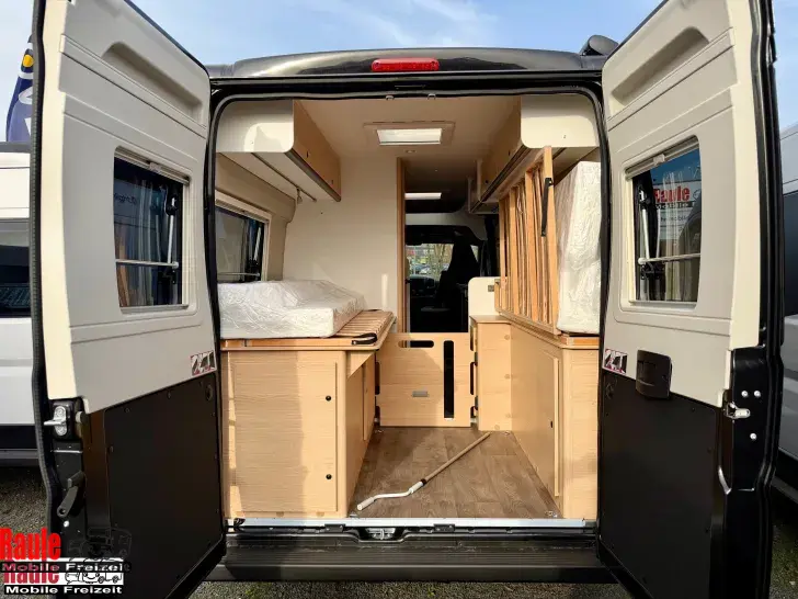 Fahrzeugbild Sunlight CLIFF 640 Adv. 140 PS Automatik #9