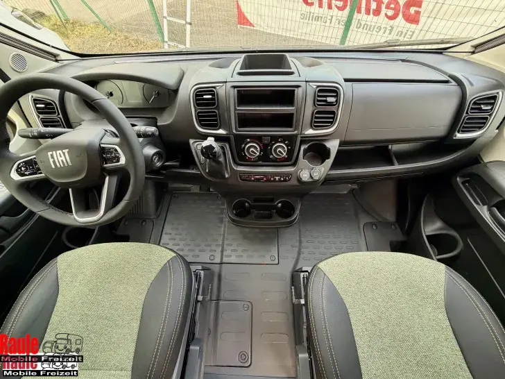 Fahrzeugbild Sunlight CLIFF 640 Adv. 140 PS Automatik #10