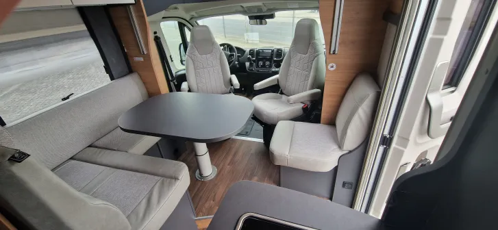 Fahrzeugbild Knaus L!VE WAVE 650 MEG Black Selection Automatik/ACC/Advance/S7 usw. #14