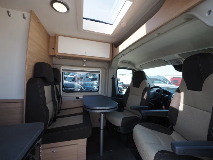 Fahrzeugbild Roadcar R 640, 2. Batterie, Abverkaufsaktion! Tageszul. #7