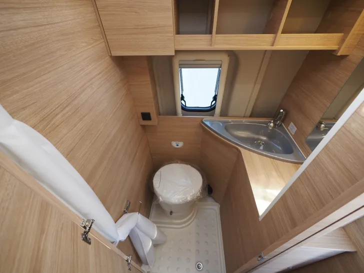 Fahrzeugbild Roadcar R 640, 2. Batterie, Abverkaufsaktion! Tageszul. #15