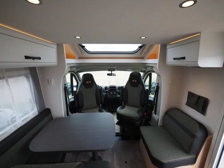 Fahrzeugbild Sunlight T 68 XX Edition 20 Jahre, Automatik, uvm.! #5