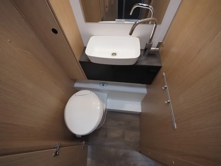 Fahrzeugbild Sunlight T 68 XX Edition 20 Jahre, Automatik, uvm.! #13