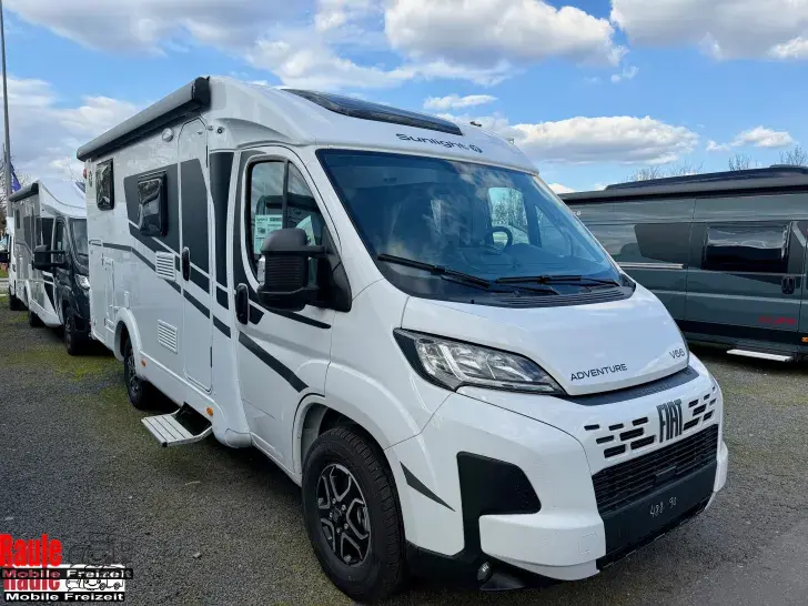 Fahrzeugbild Sunlight V 66 Adv. AKTION Keep on Rolling #1