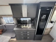 Fahrzeugbild Hobby De Luxe 460 UFe ETS +, Fahrradträger #13