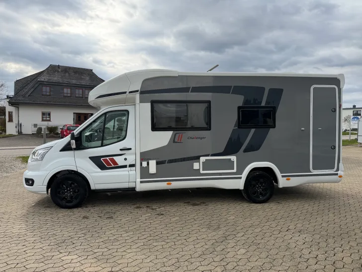 Fahrzeugbild Challenger 260 Etape Edition - Raumwunder #5