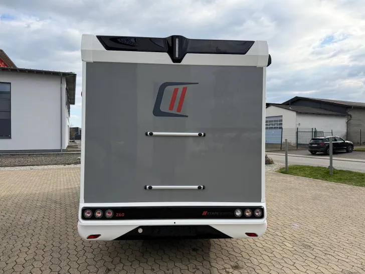 Fahrzeugbild Challenger 260 Etape Edition - Raumwunder #7
