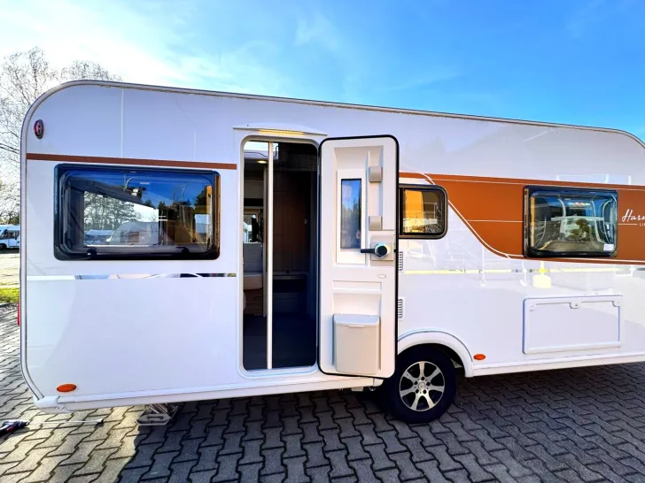 Fahrzeugbild Bürstner Averso 490 TL VORZELT|MOVER|FAHRRADTRÄGER|SAT-TV #5